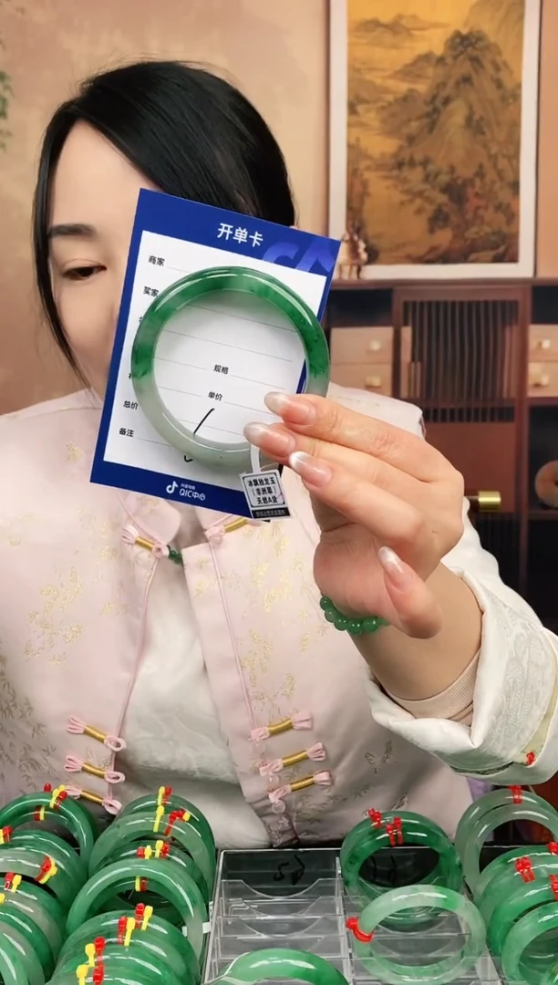 【闪购商品】石英质玉手镯合金6