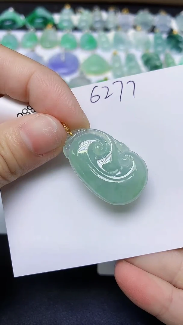 翡翠未镶嵌颈饰 天然缅甸翡翠A货