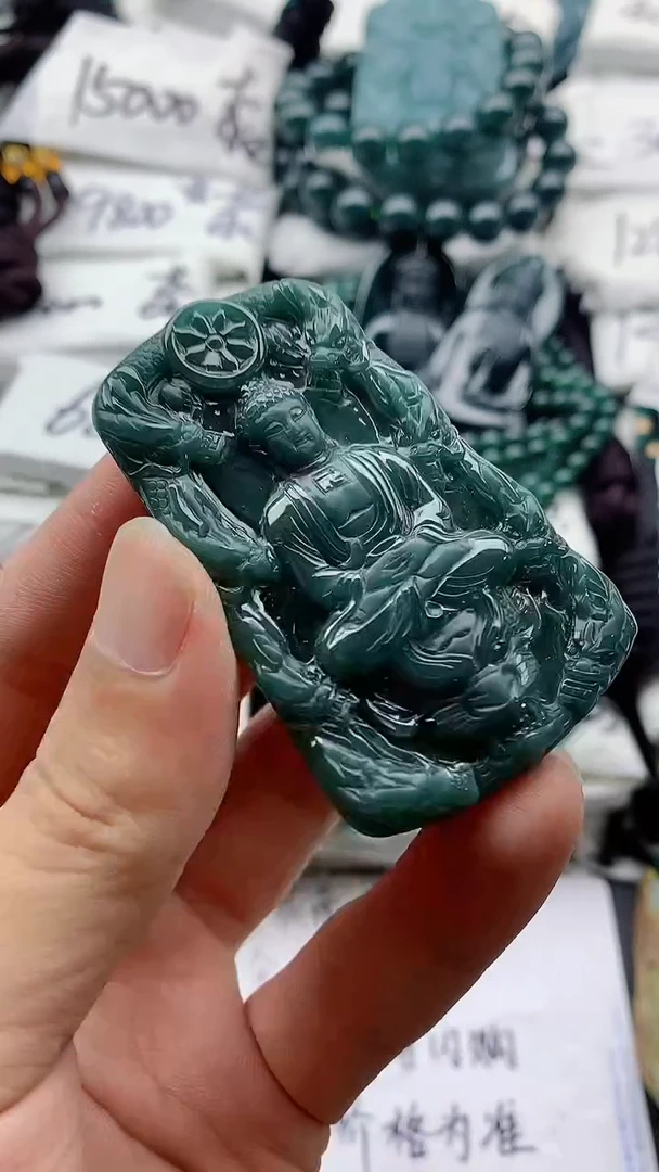 翡翠未镶嵌颈饰88888888