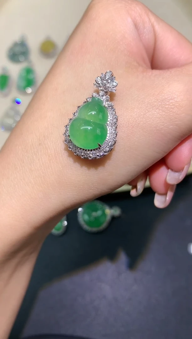 翡翠18K金镶嵌吊坠(不含链)吊坠A273|