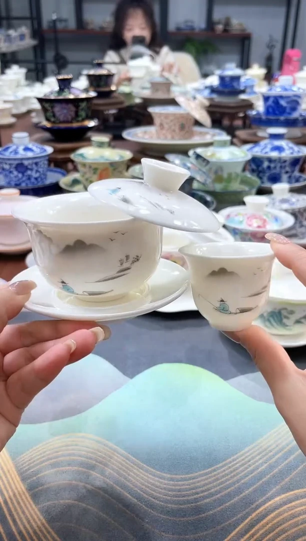 【闪购商品】小号元宝老翁盖碗+1杯