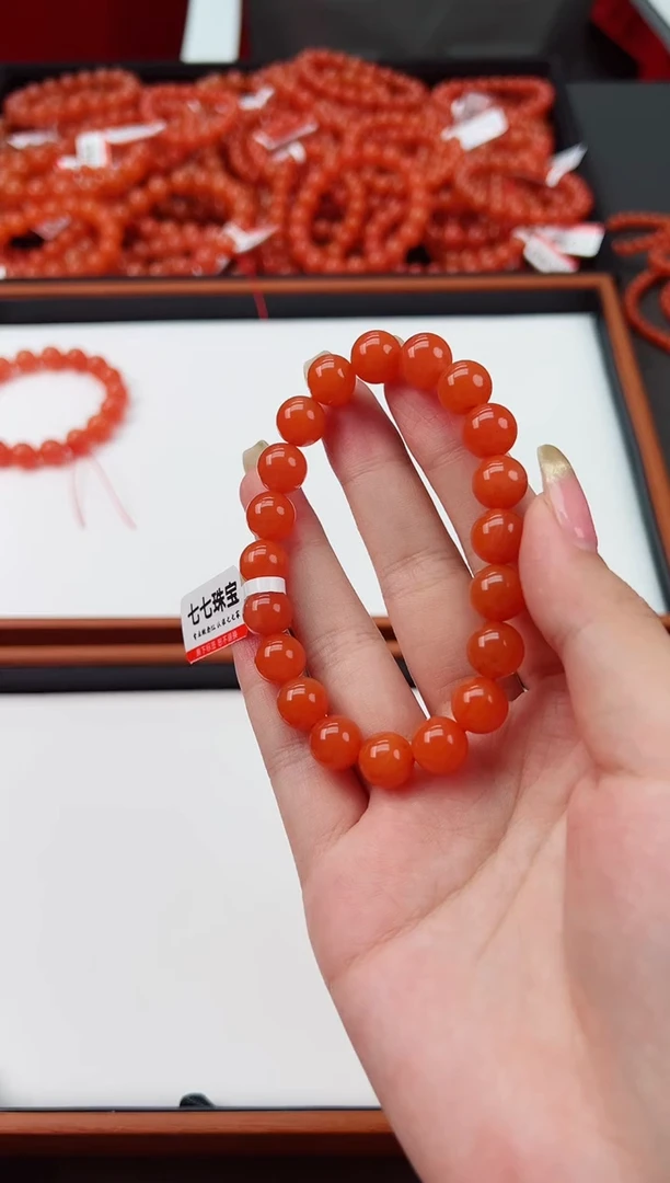 【闪购商品】南红玛瑙手串未镶嵌滴水洞亮光高品10+一条