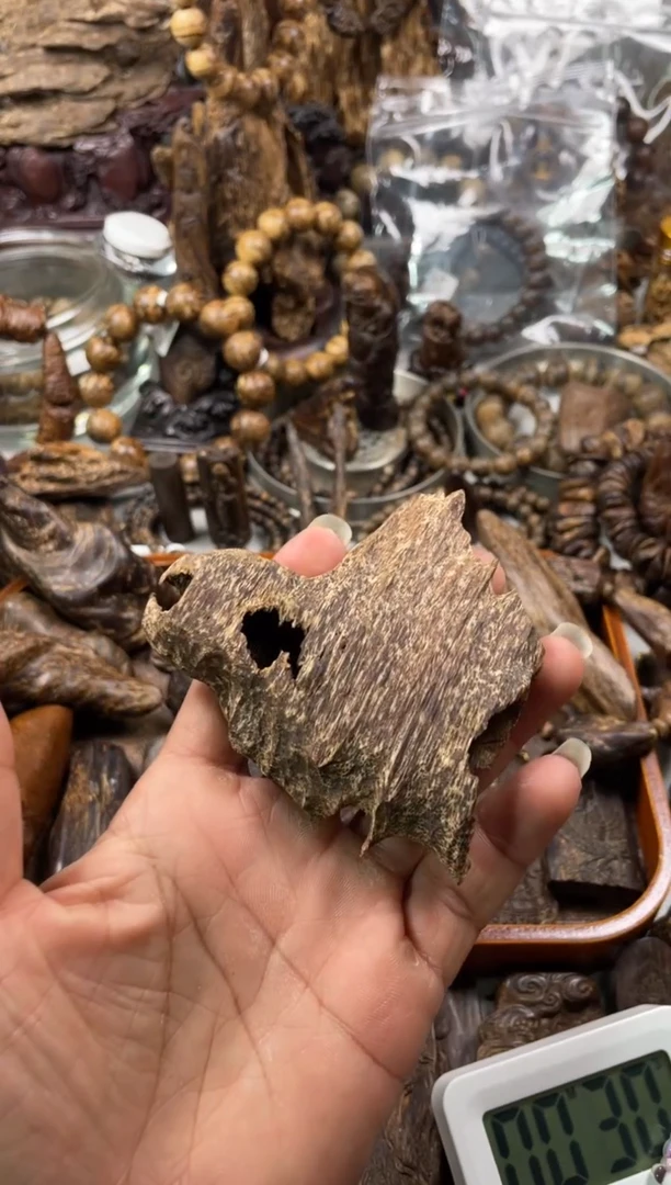 沉香沉香碎屑?***?沉香  海南