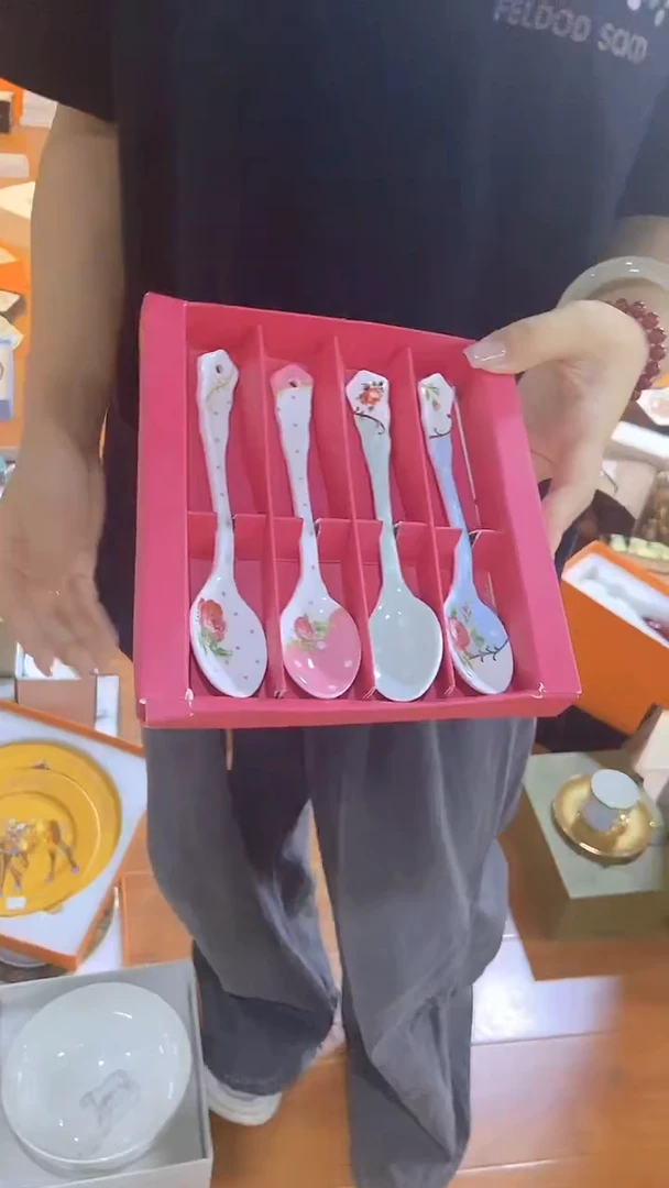 杯鸿辉家品牌瓷器，京东包邮！