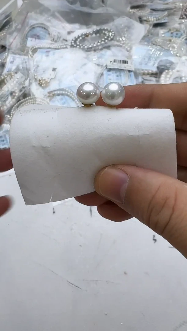 银S925镶嵌耳钉淡水珍珠10mm 金色银针-孤品