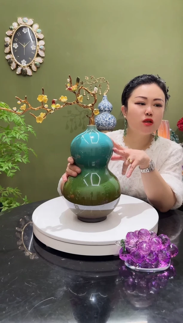陶瓷珐琅彩 葫芦，喜上眉梢