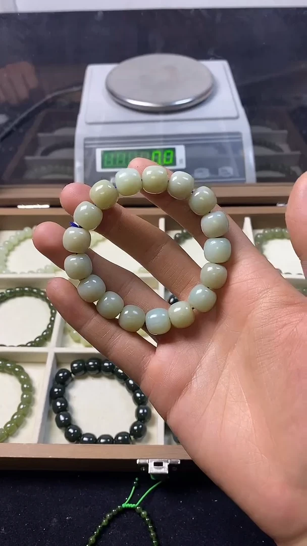 未镶嵌手串和田玉主播推荐！！