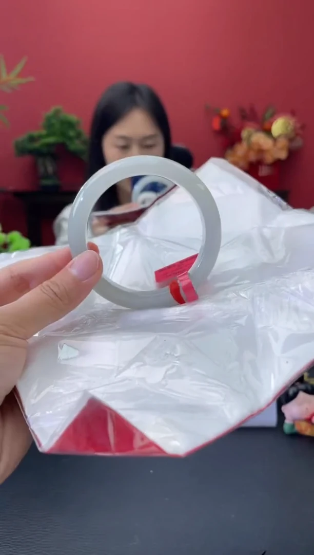 未镶嵌手镯翡翠5