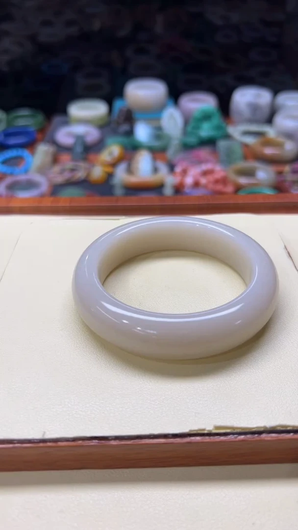 未镶嵌手镯石英质玉一**过098