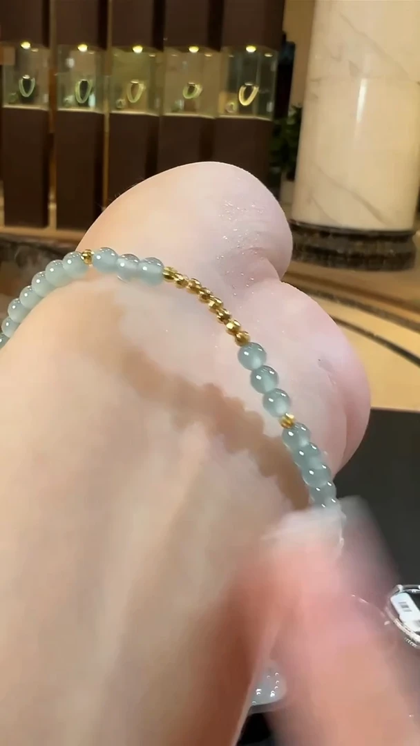 18K金镶嵌手链翡翠米珠手链多样性发一