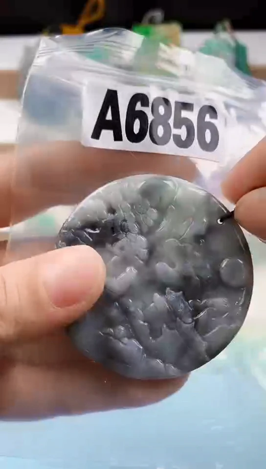 翡翠未镶嵌颈饰天然翡翠吊坠挂件