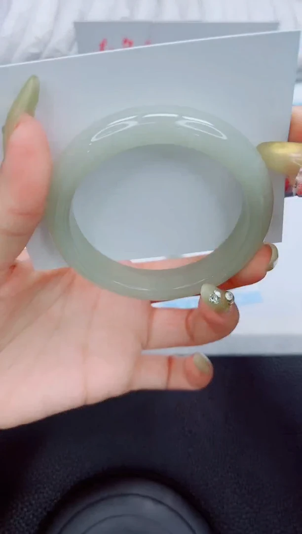 未镶嵌手镯石英质玉14-54.4