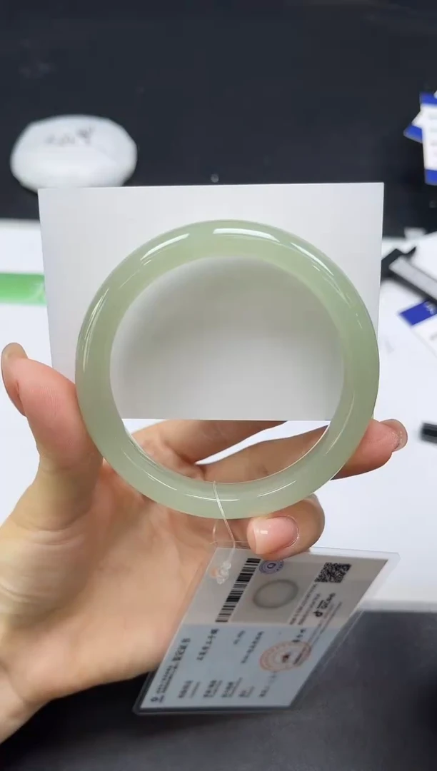 未镶嵌手镯石英质玉065-5859