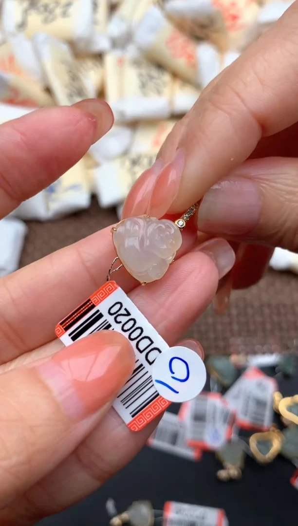 银S925镶嵌挂件翡翠一