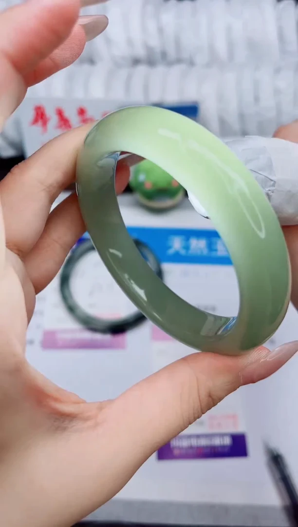 石英质玉手镯未镶嵌423-58