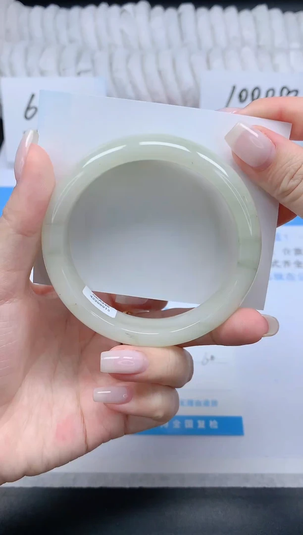 石英质玉手镯未镶嵌K4-60