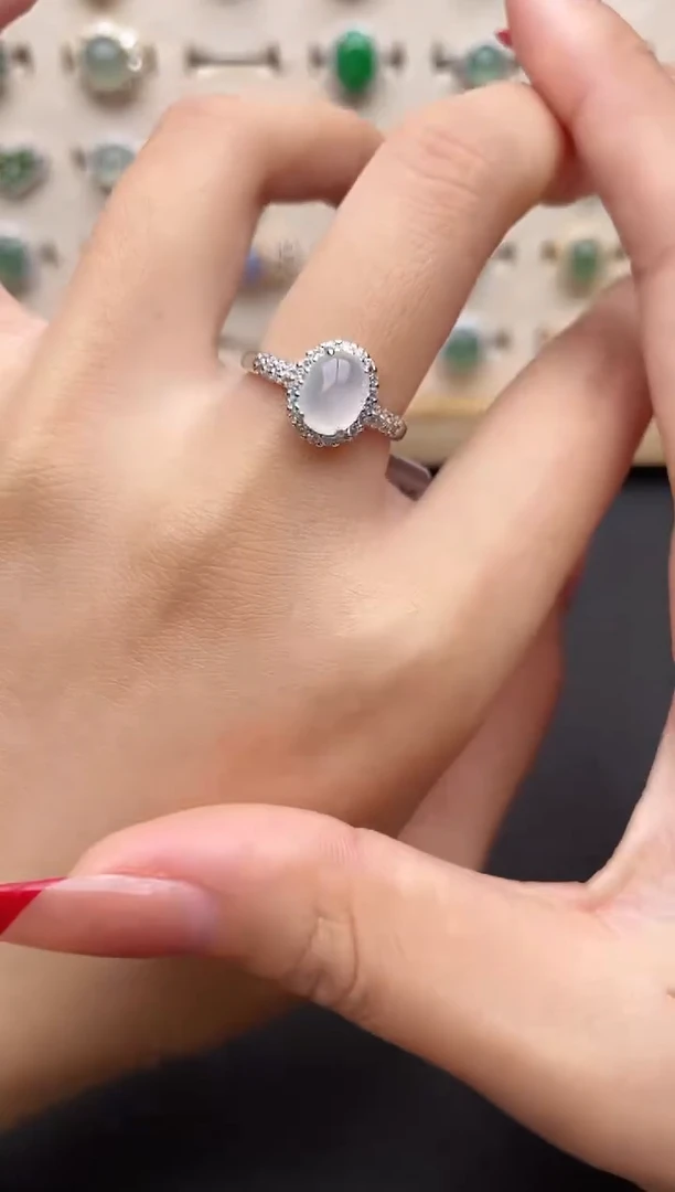 【闪购商品】翡翠戒指银S925镶嵌一物一证一礼盒