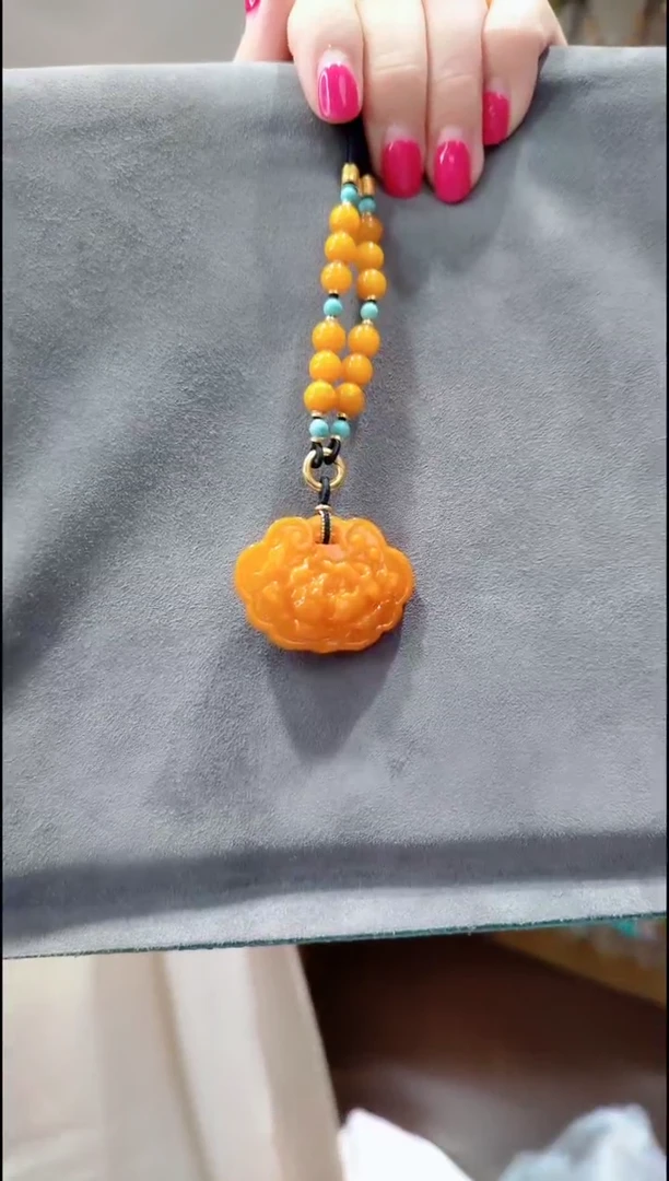 未镶嵌颈饰蜜蜡﹣A608蜜蜡吊坠