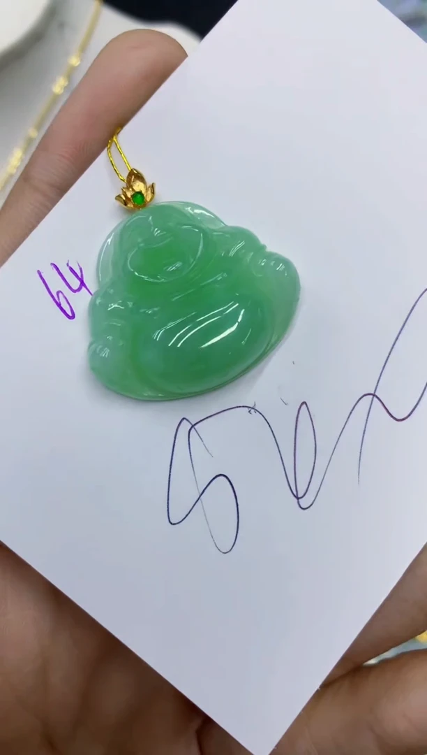 翡翠18K金镶嵌颈饰11111111111