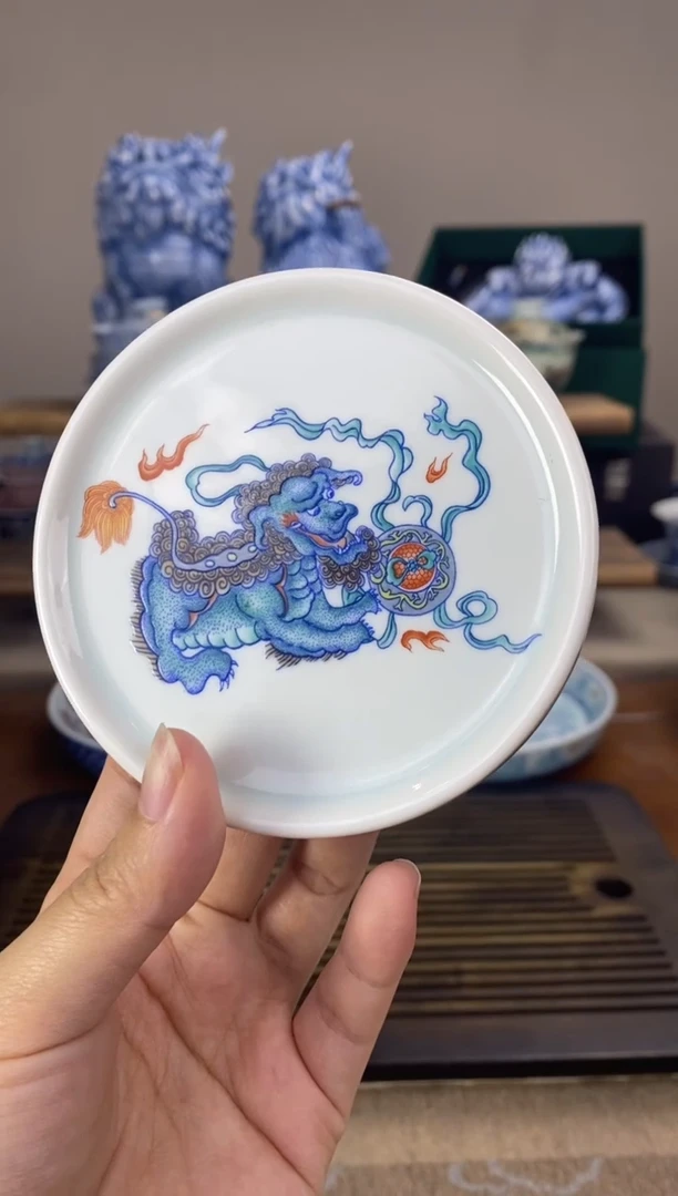 【闪购商品】斗彩狮子 盖置福利