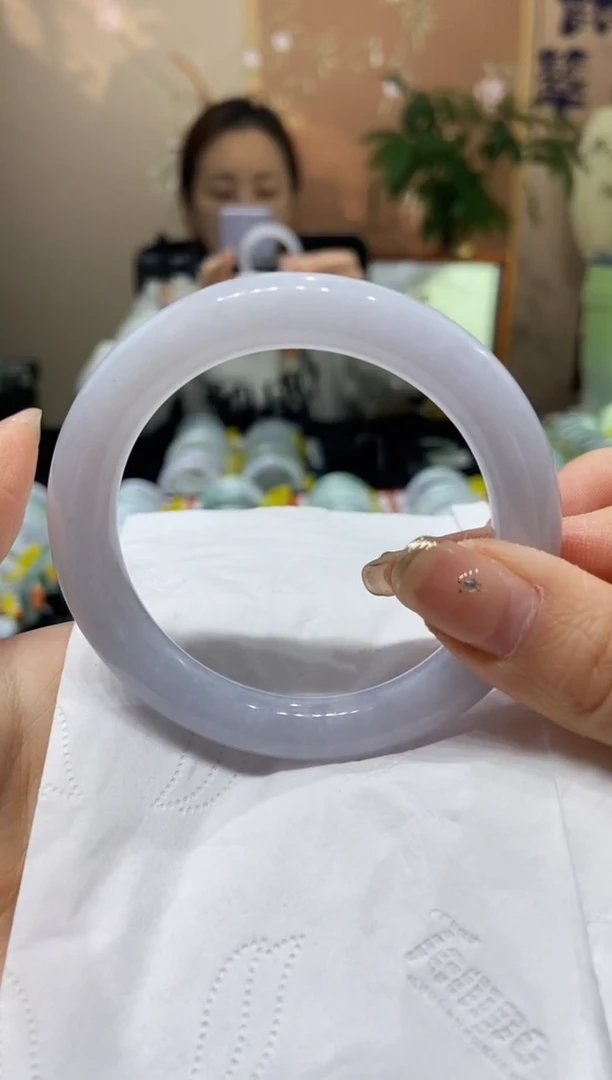 【闪购商品】翡翠手镯未镶嵌55圈口