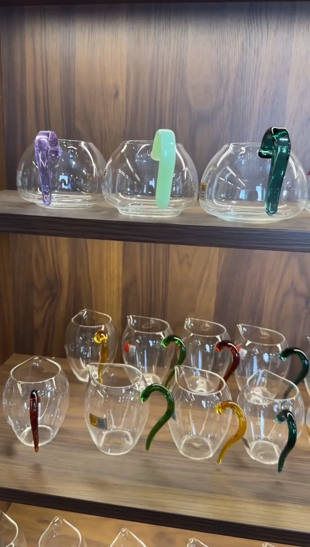 羽****室淡然浅紫色