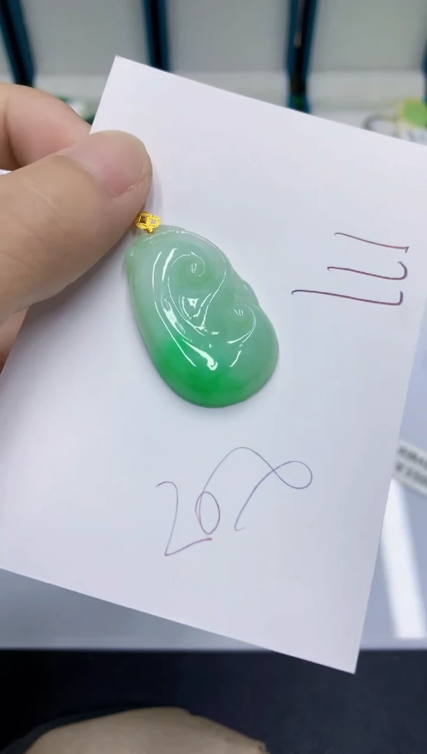 颈饰18K金镶嵌翡翠翡翠