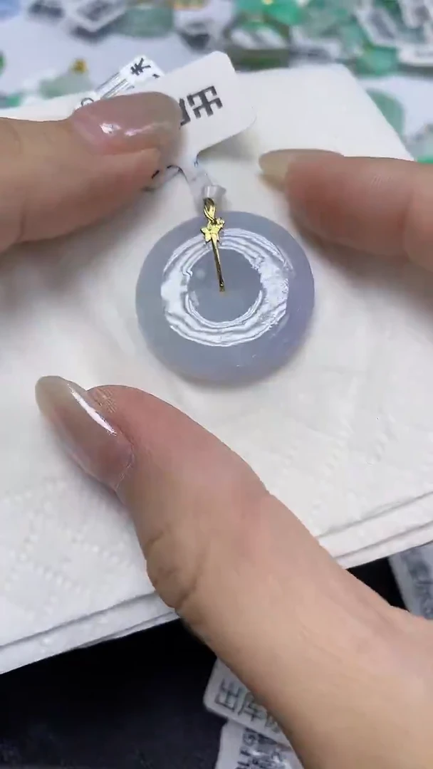 翡翠18K金镶嵌颈饰天然缅甸翡翠A货
