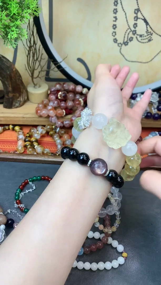 【闪购商品】黄晶手链未镶嵌190手串