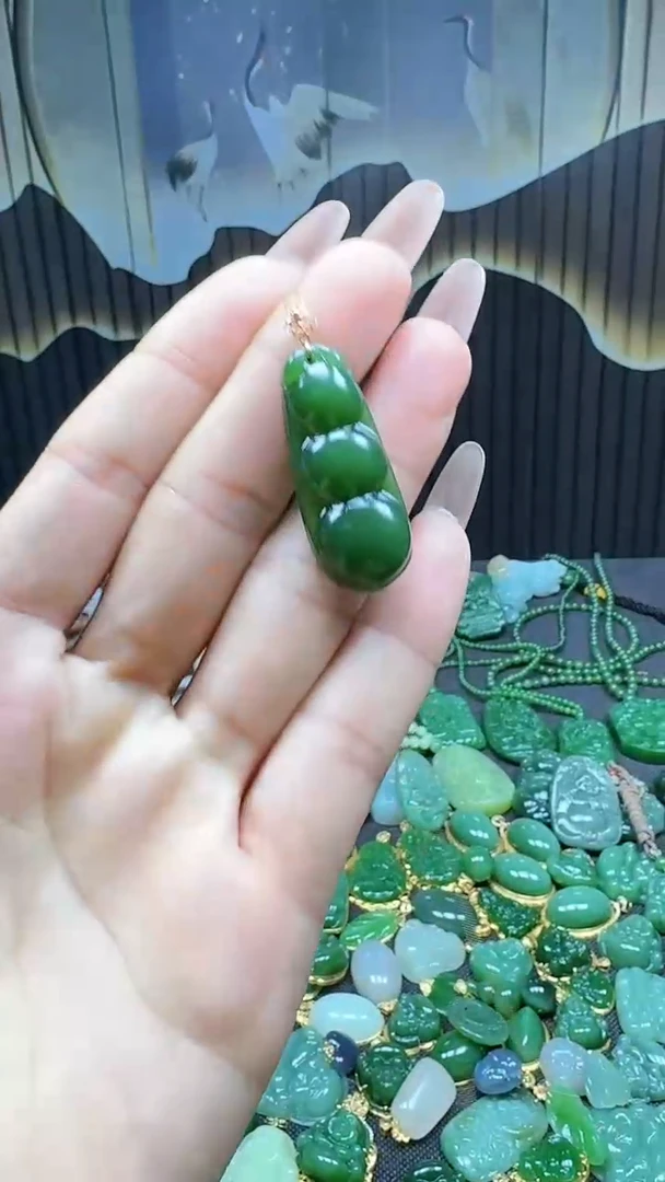 【闪购商品】和田玉吊坠(不含链)18K金镶嵌1