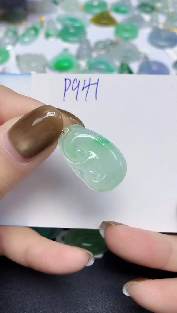 颈饰18K金镶嵌翡翠天然缅甸翡翠A货翡翠百元以上9元证书费自理