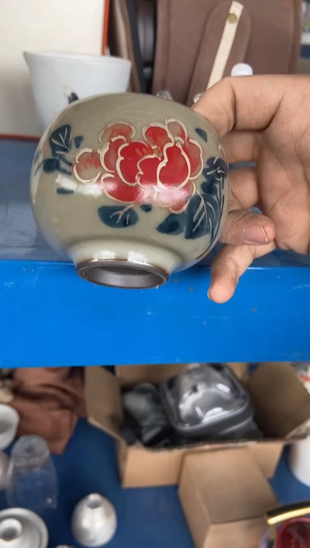 杯无运费险有瑕疵的摄影的产品有使用过的痕迹有点脏介意勿拍