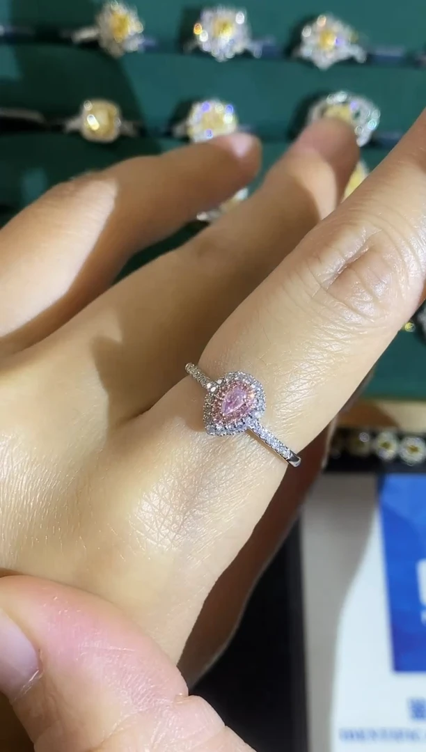 18K金镶嵌戒指钻石11