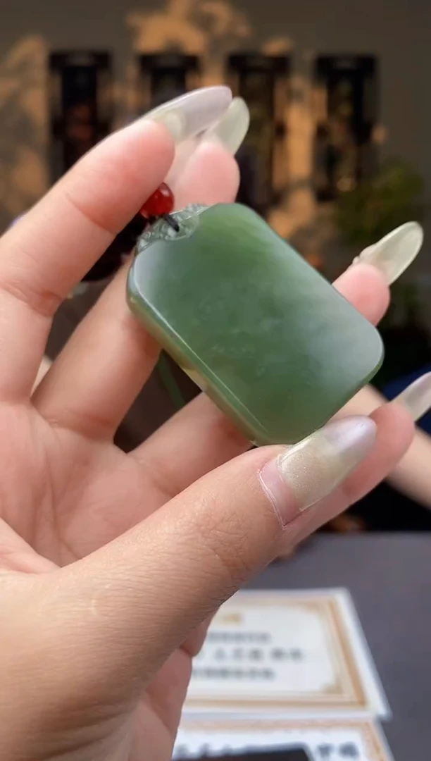 和田玉未镶嵌颈饰C277