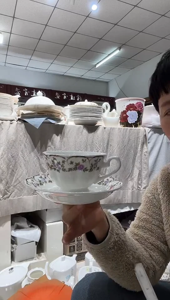 瓷金蔷薇咖啡杯碟2套