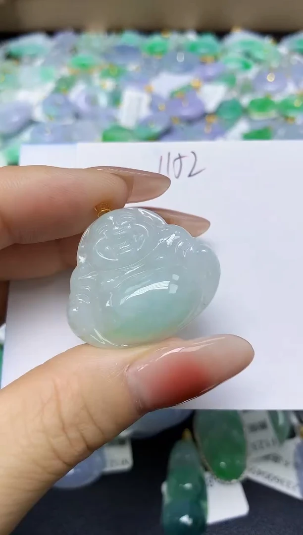 翡翠未镶嵌颈饰 天然缅甸翡翠A货