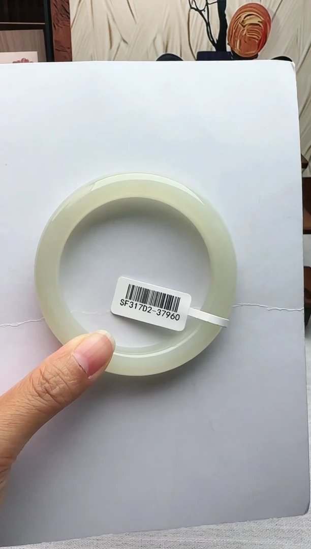 未镶嵌手镯和田玉60