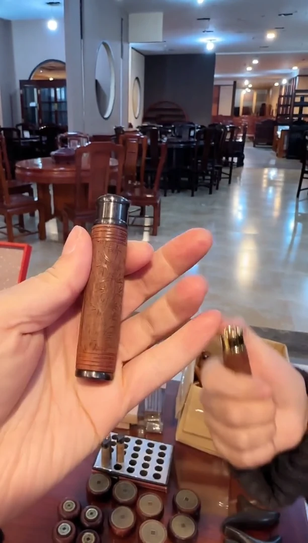 【闪购商品】血檀木打火机（单个）多样性发货