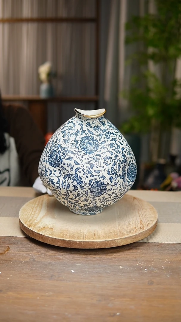 【闪购商品】陶瓷花器青花瓷缠枝莲大肚