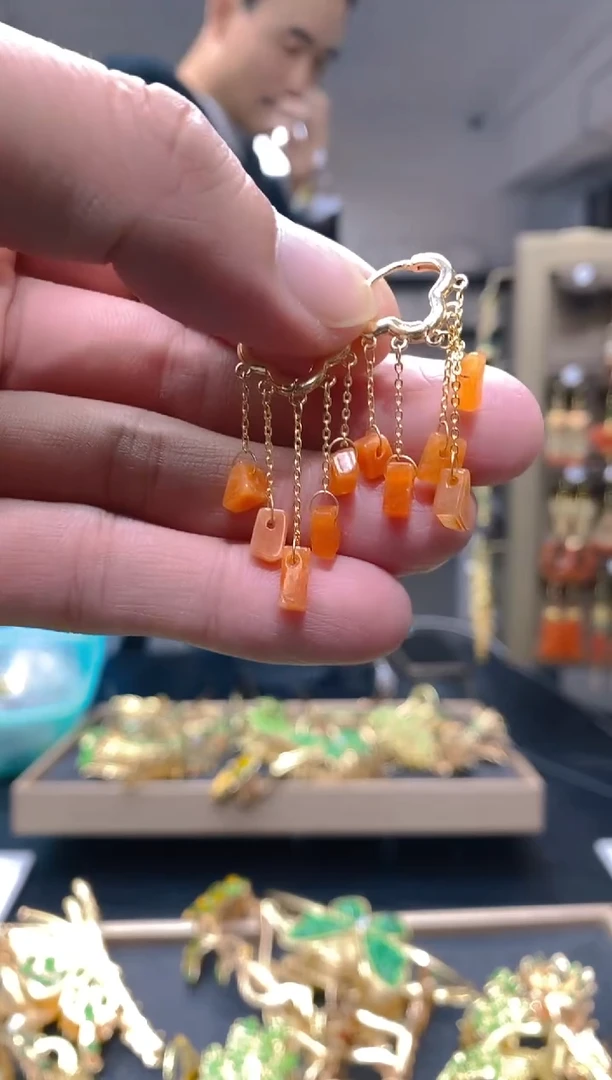 【闪购商品】翡翠耳饰合金76翡翠耳包