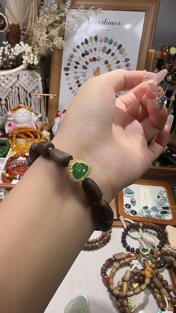 天然辰砂沉香手链