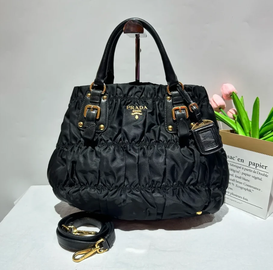 95新 Prada/普拉达 PRADA 普拉达尼龙褶皱手提包