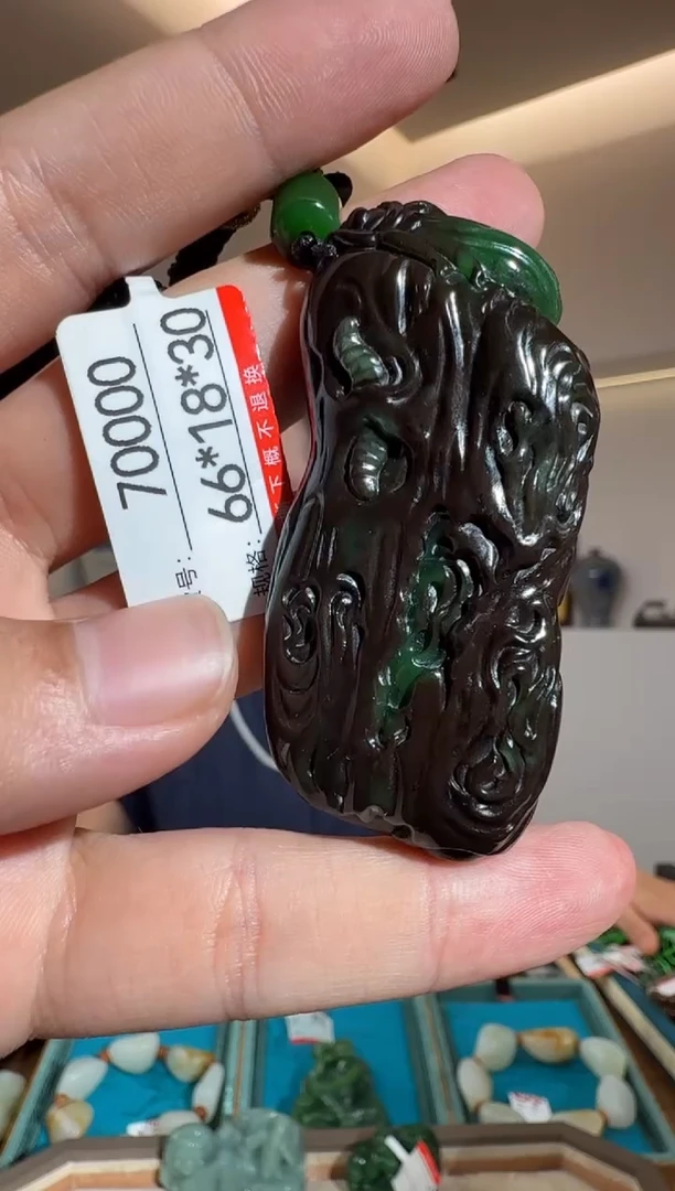 和田玉未镶嵌颈饰1