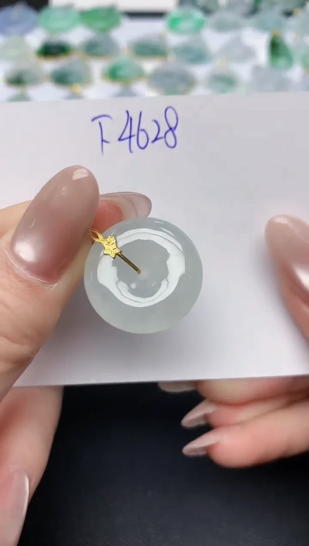 颈饰18K金镶嵌翡翠天然缅甸A货翡翠百元以上9元证书费自理