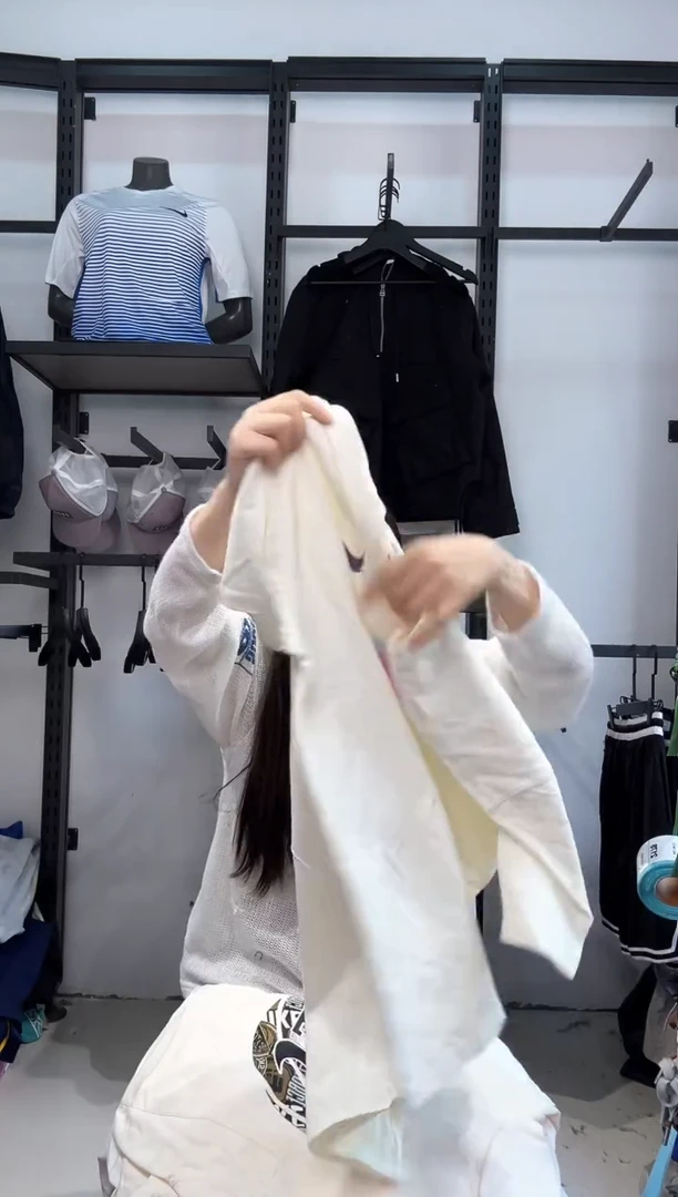 2173 编码  瑕疵直播间过款为准 尺码