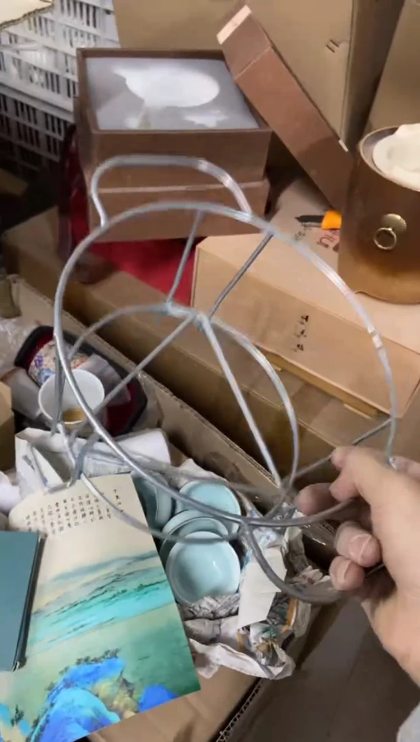 无运费险有瑕疵的摄影的产品有使用过的痕迹有点脏介意勿拍