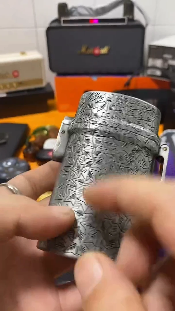 瓷片闪购商品 如图所示