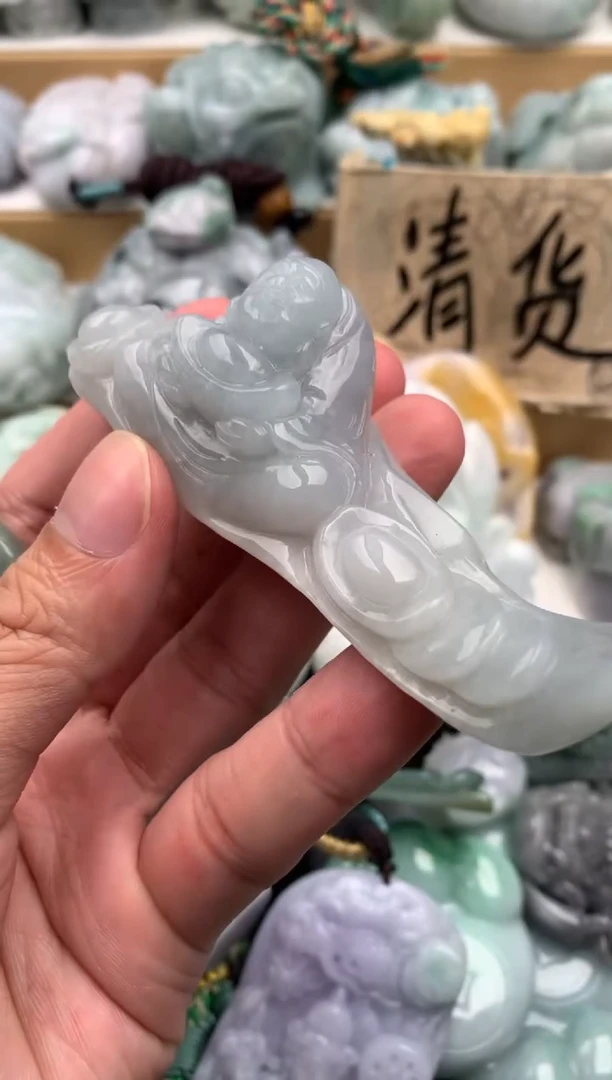 吊坠(不含链)未镶嵌翡翠1