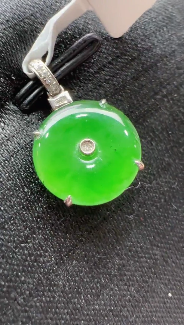 【闪购商品】翡翠吊坠(不含链)18K金镶嵌多样性团购发一件