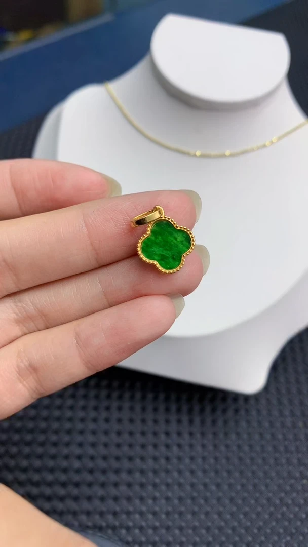 【闪购商品】翡翠颈饰银S925镶嵌            8